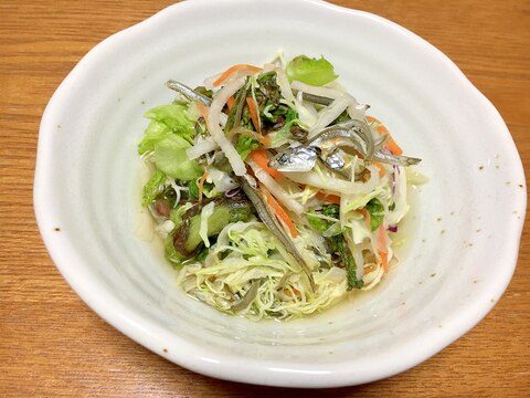 かえりちりめんと野菜の酢の物